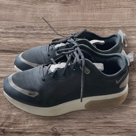 Nike Other - Nike Air Max women’s  Black and Gray Sneakers